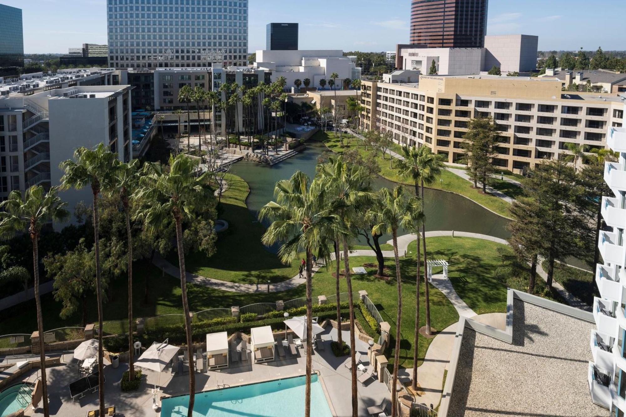 Costa Mesa Marriott Hotel Exterior photo