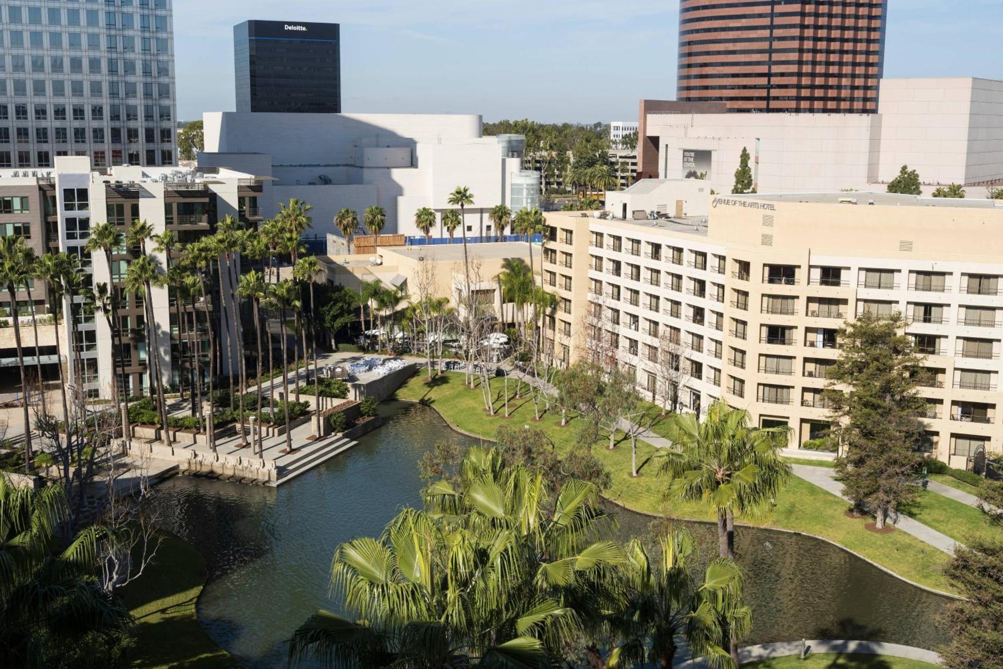 Costa Mesa Marriott Hotel Exterior photo